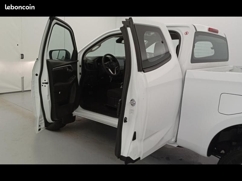 Isuzu D-Max 1.9 Ddi 164ch N60 BB+ Space A/T (image 5)