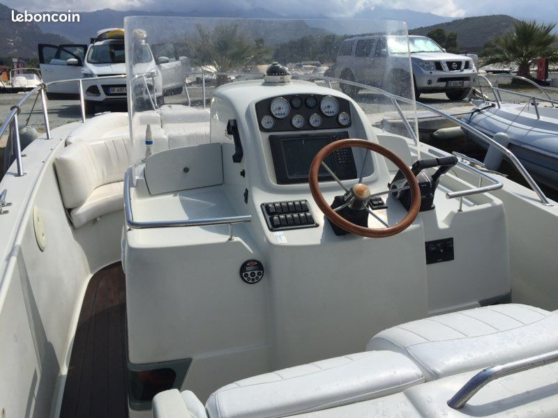 À Vendre bateau White Shark 285 Open (image 4)