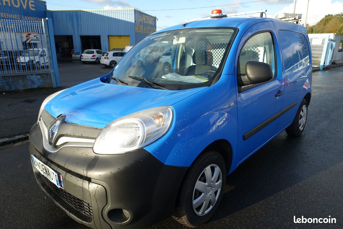 Renault kangoo confort 1.5 dci 75ch (image 2)