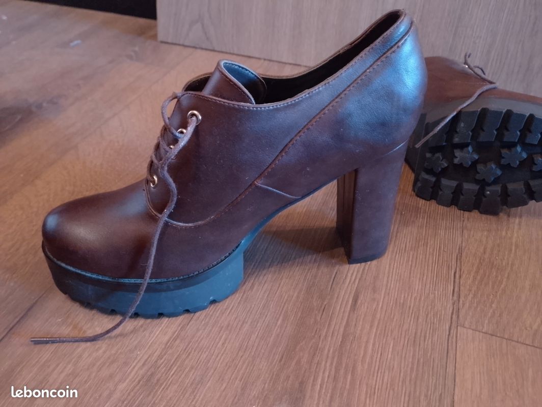 Chaussures classes haut talon grande taille Chaussures