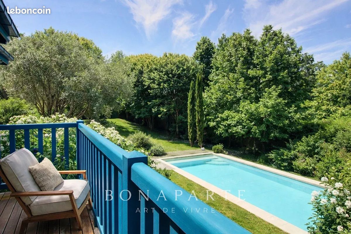 Maison 10 pièces 255 m² · à Arcangues · 255 m² · 1 890 000 €