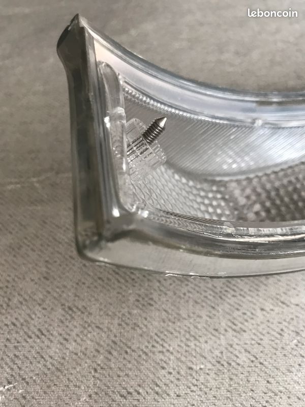 5076025 PLATINE FEU CLIGNOTANT AVANT GAUCHE SIMCA 1100