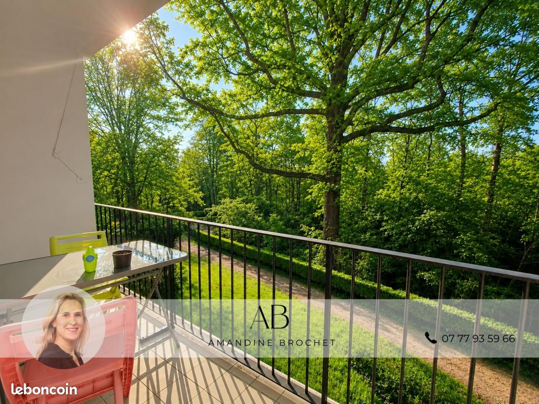 Appartement 5 pièces 111 m² · à Vaucresson · 111 m² · 550 000 €