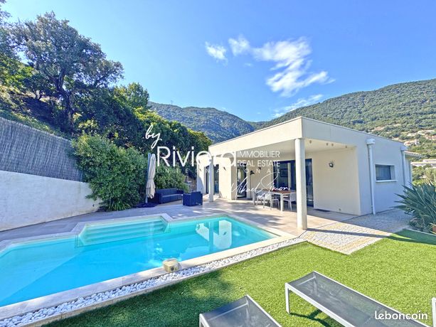 Villa 7 pièces 180 m²