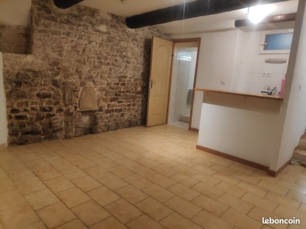 Appartement 1 pièce 23 m² · à Nîmes · 23 m² · 395 €/mois