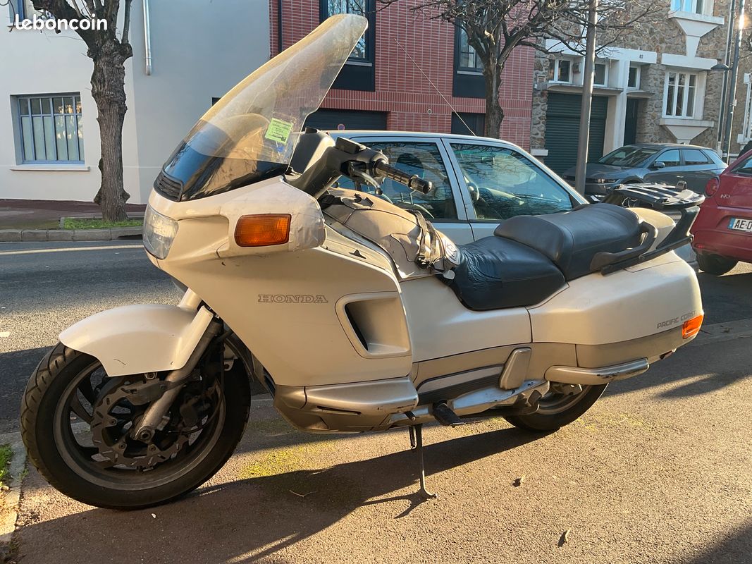 Moto Honda Pacific Coast (image 1)