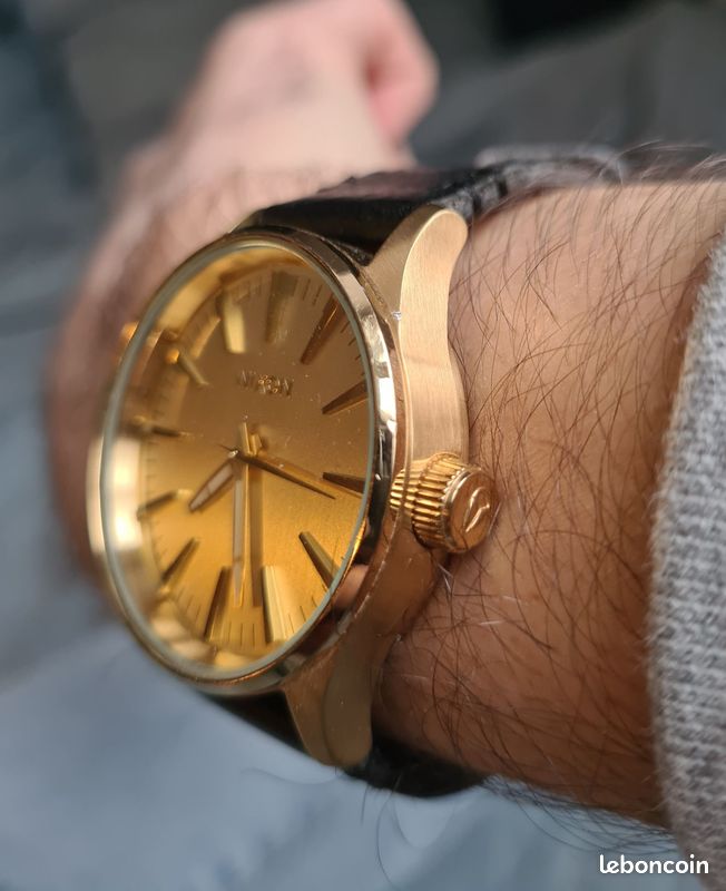 Montre Quartz Nixon – Pile Neuve, Prête à Porter !
