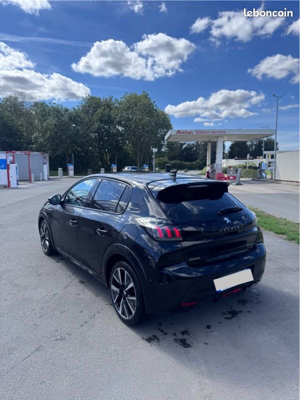 Peugeot 208 Gt Line (image 1)