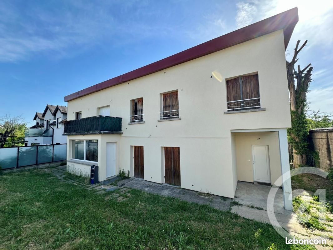 Immeuble 186 m² · à Villiers-sur-Marne · 186 m² · 775 000 €