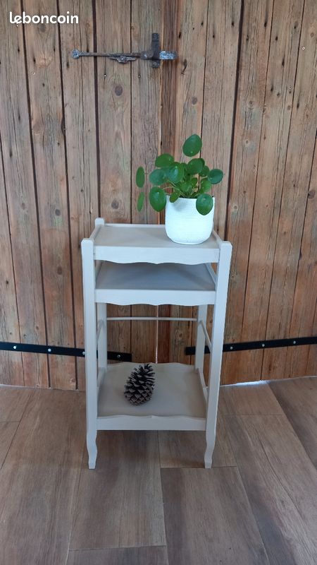 Table d'appoint( Petit prix) (image 2)