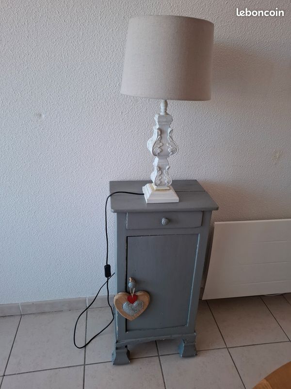 Table de nuit chêne gris anthracite avec sa lampe (image 1)