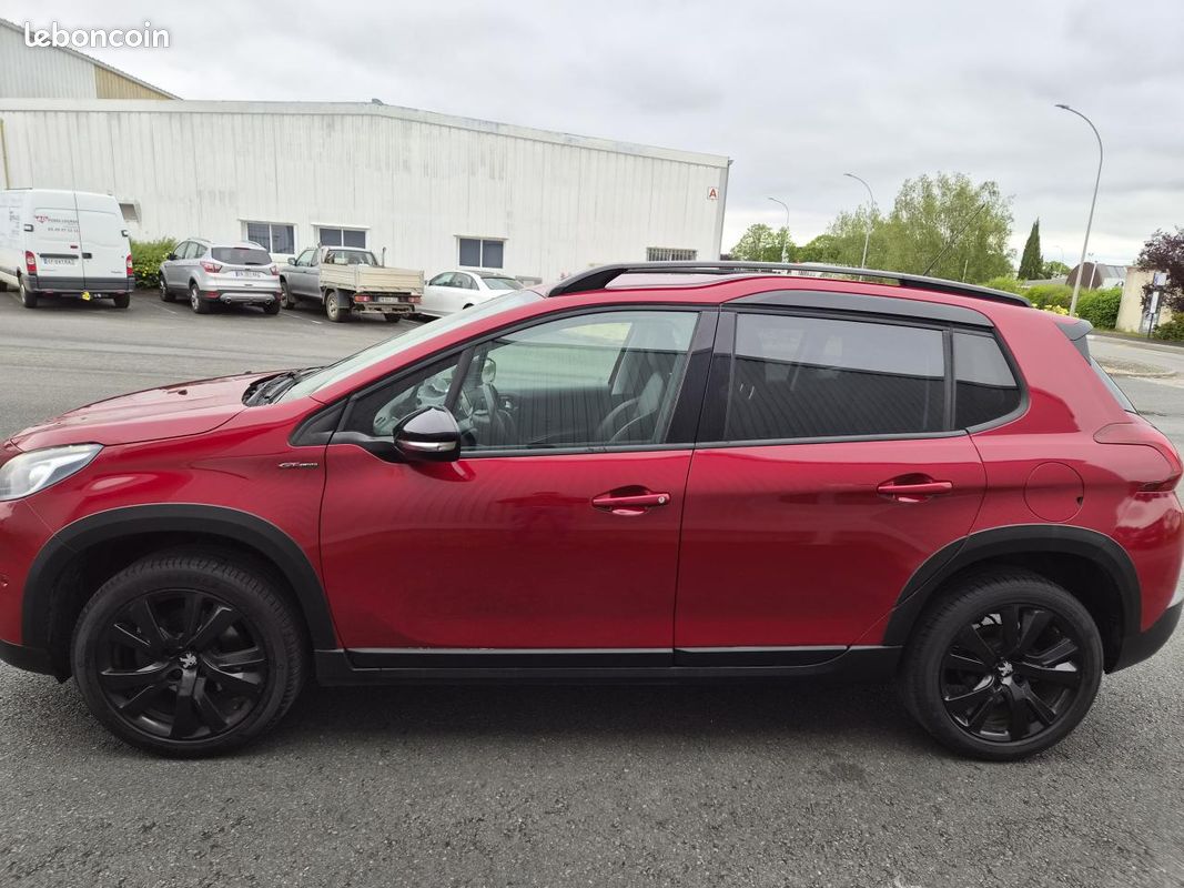 PEUGEOT 2008 1.2i PureTech 12V S&S - 110 GT Line PHASE 2 (image 7)