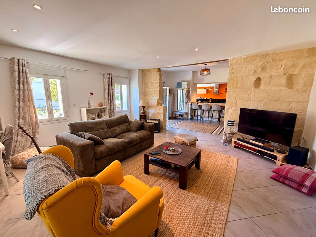 Maison 5 pièces 145 m² · à Saint-Louis-de-Montferrand · 145 m² · 299 000 €
