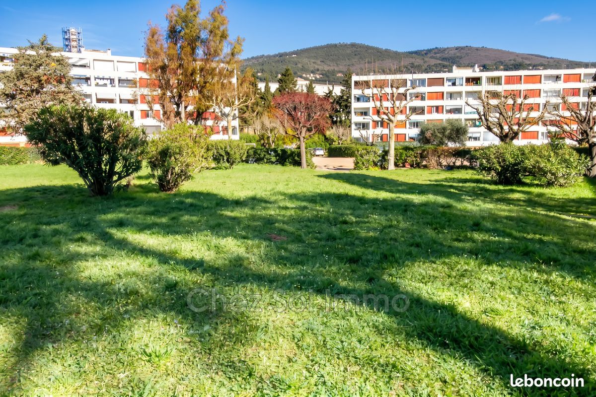 Appartement 3 pièces 54 m² · à Grasse · 54 m² · 120 000 €