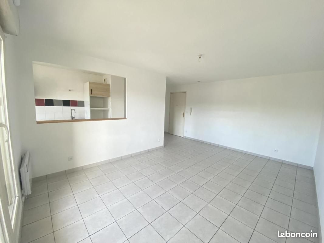 Appartement 3 pièces 61 m² · à Coulommiers · 61 m² · 890 €/mois