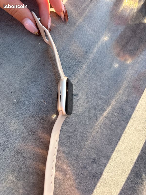 Apple Watch (image 2)
