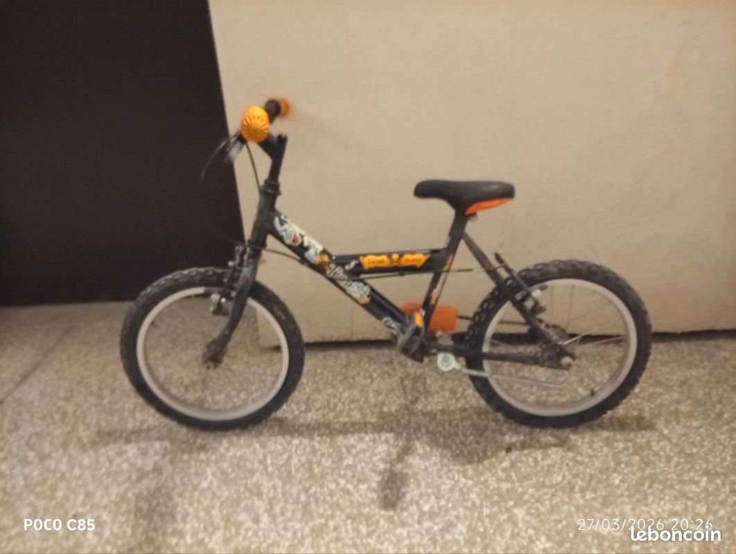 Velo enfant de 3 a 7 ans (image 1)