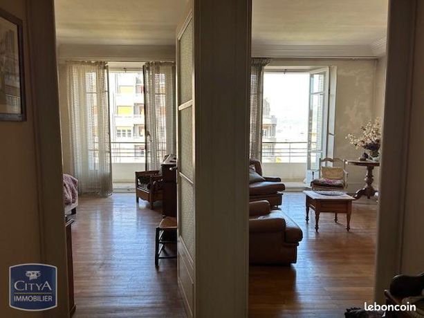 Appartement 2 pièces 61 m² — 3