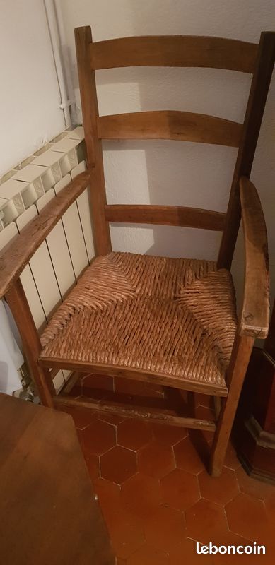 Fauteuil rustique (image 1)