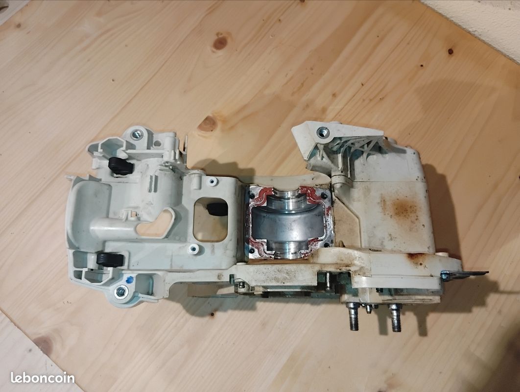 Carter moteur MS391 (image 3)