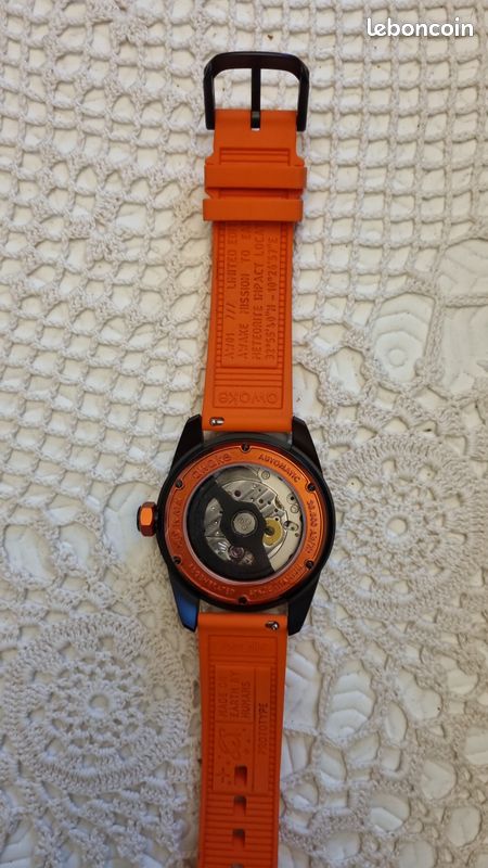 Montre Awake Mission To Earth (image 3)