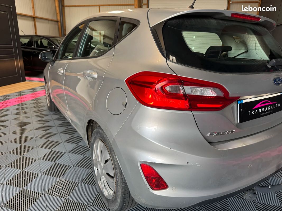 Ford FIESTA 1.0 ECOBOOST 100CH TREND 5P - APPLE CARPLAY / ATTELAGE / RADARS DE RECUL (image 10)