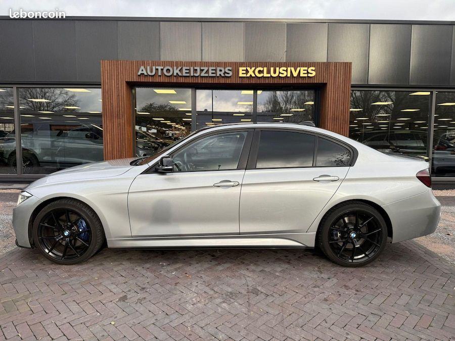 BMW Série 3 335i 306ch Xdrive M sport - Affichage tête haute Phares bi-xénon (image 5)