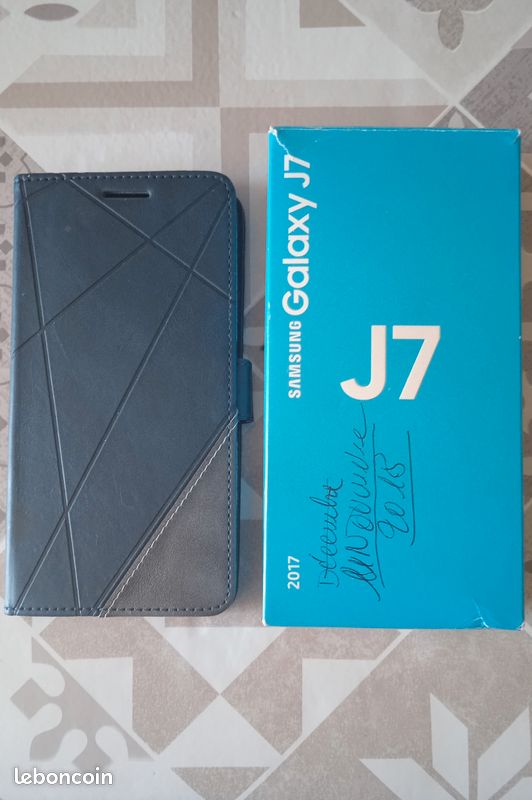 Samsung Galaxy J7 (2018) (image 3)