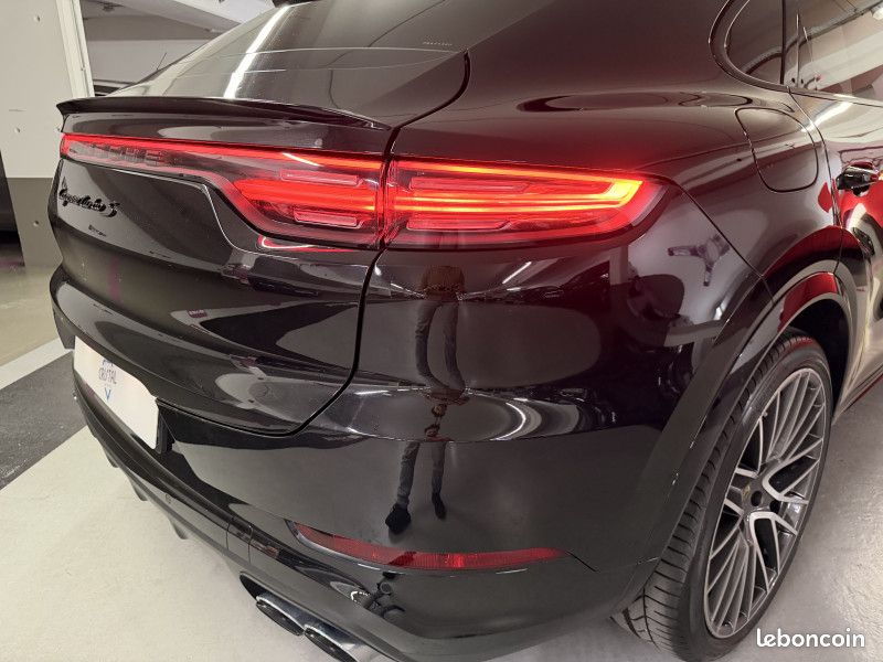 Porsche CAYENNE COUPE (9YB) 4.0 V8 680CH TURBO S E-HYBRID*PCCB*ECRANS ARRIÈRES*20KE d'options (image 21)