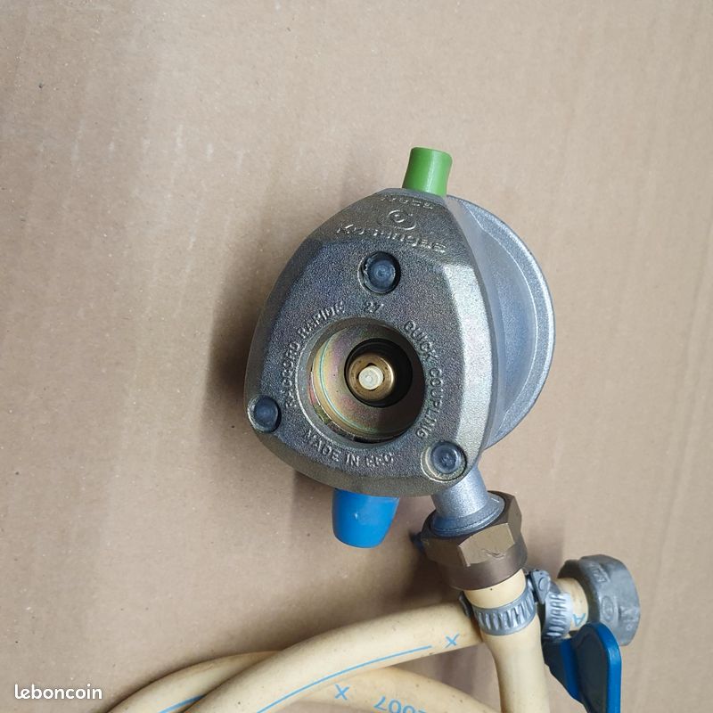 Détendeur gaz butane cube (image 2)