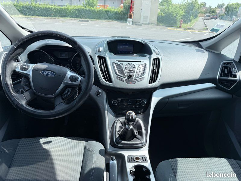 Ford Grand c Max 1.6l titanuim 121000 km fulls options garantie, 15 mois (image 7)