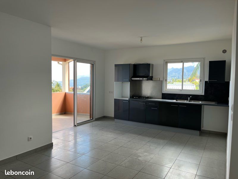 Appartement 4 pièces 110 m² · à Le Tampon · 110 m² · 1 100 €
