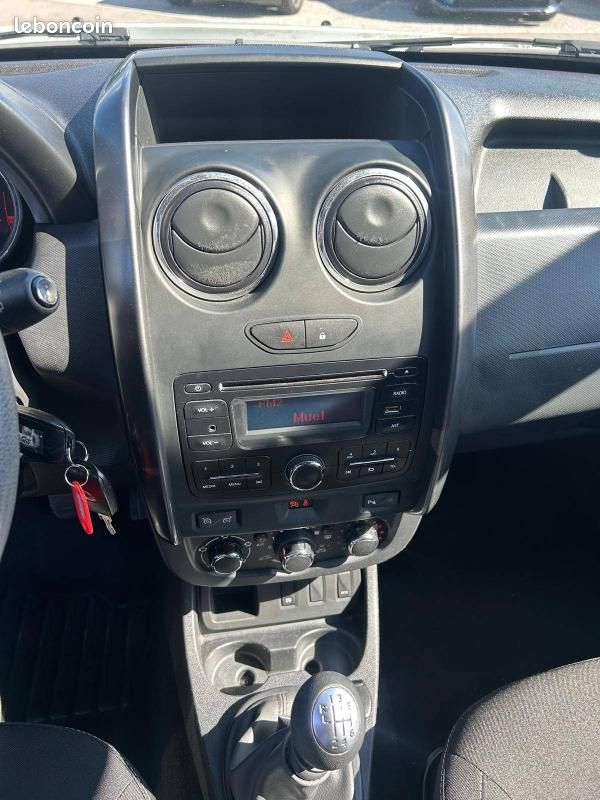 Dacia Duster dCi 110 4x2 Silver Line 2017 (image 19)