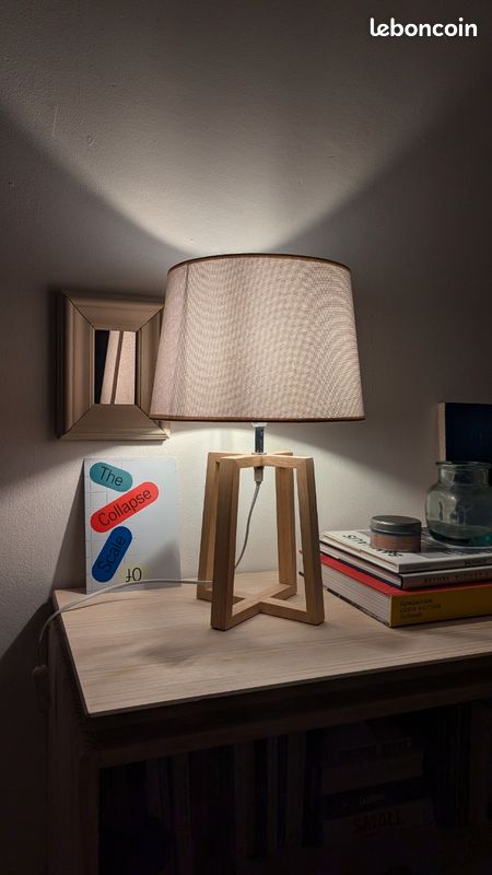 Lampe sur pied beige (image 1)