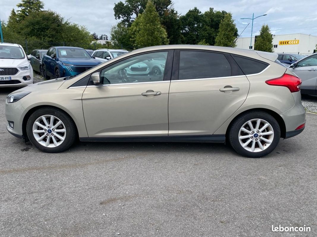 FORD FOCUS 1.5 ecoboost 182 titanium (image 8)
