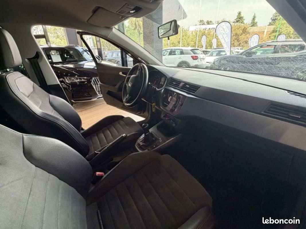 SEAT ARONA 1.0 EcoTSI 95 ch Start/Stop BVM5 Xcellence 185,28 EUROS / MOIS (image 14)