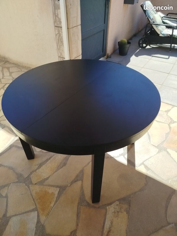 Table Ikéa Bjursta ronde + 5 chaises (image 1)
