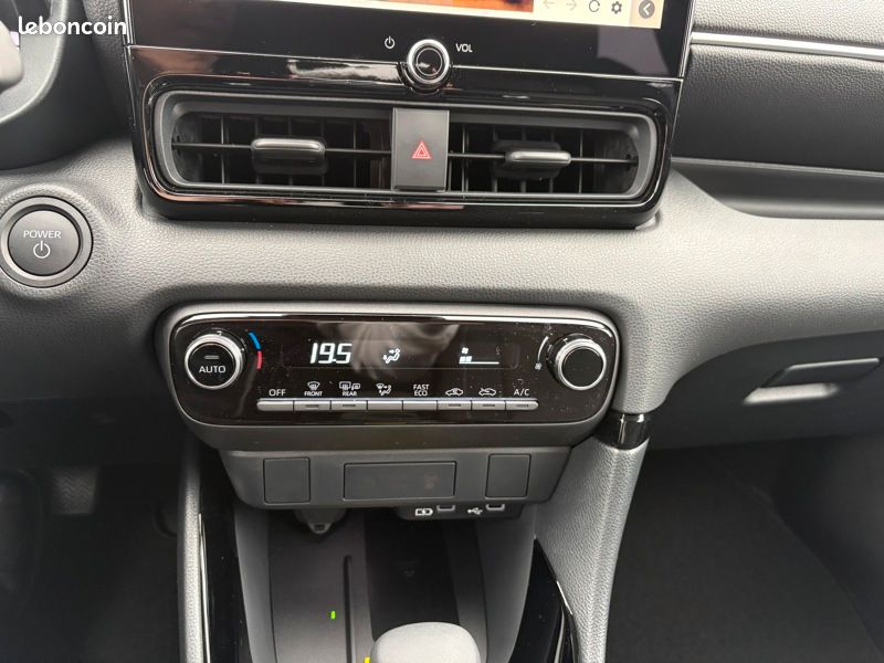 Toyota Yaris Hybride 116h Design PAC (image 12)