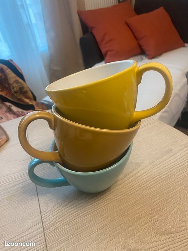 Lot de tasses (image 1)