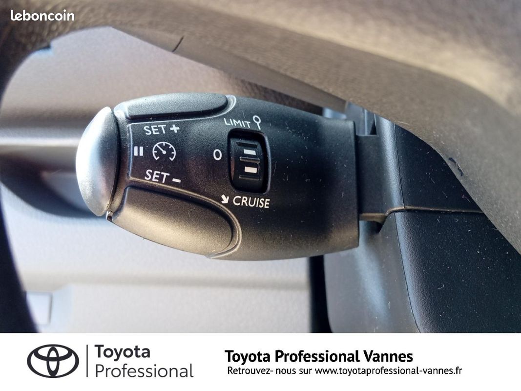Toyota PROACE Combi Long 1.5 120 D-4D Dynamic MY20 (image 17)