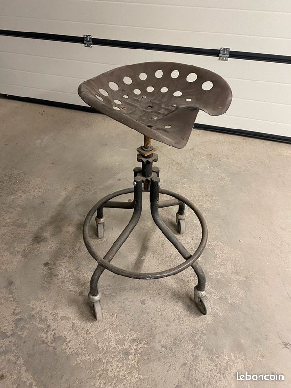 Siege atelier metallique vintage (image 1)