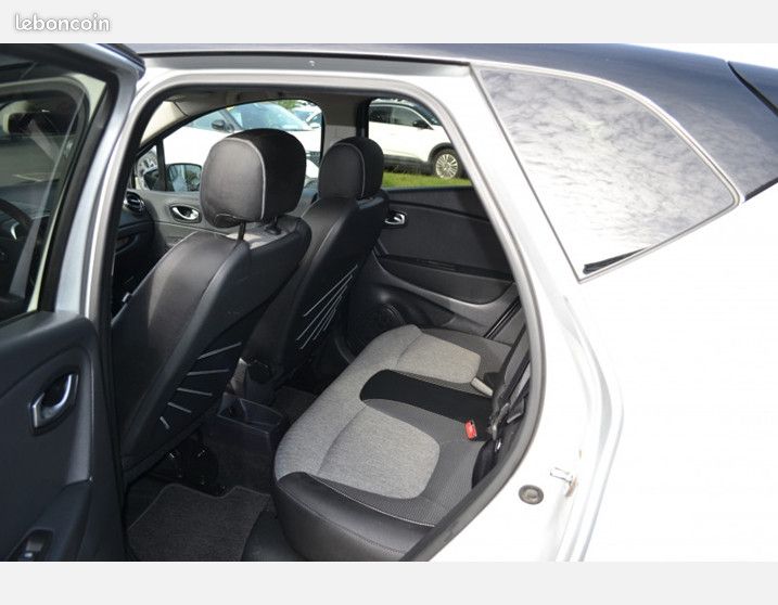 Renault CAPTUR 1.3 TCE 130CH FAP INTENS (image 7)