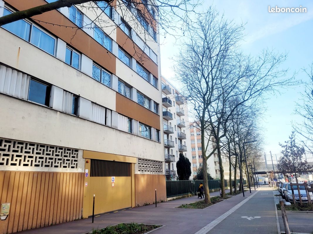 Appartement 4 pièces 87 m² · à Le Bourget · 87 m² · 245 000 €