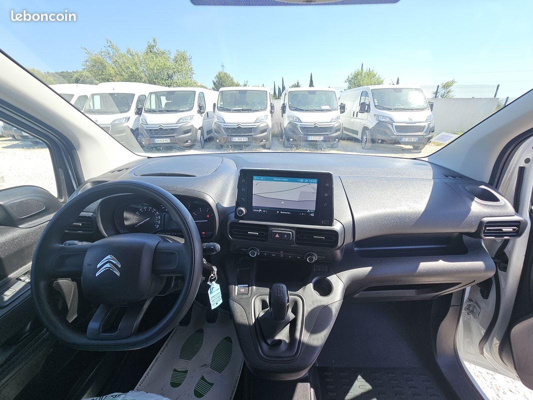 Citroen BERLINGO VAN BLUEHDI 100 S&S GPS CARPLAY AVEC 12 450 KM (image 7)
