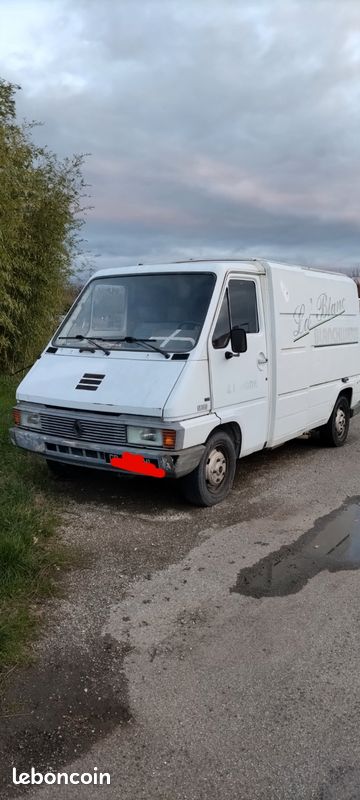 Renault Master Aménagé Marché Maraîcher - Modèle Réduit 1:43 Boucher 1986, état Proche Neuf
