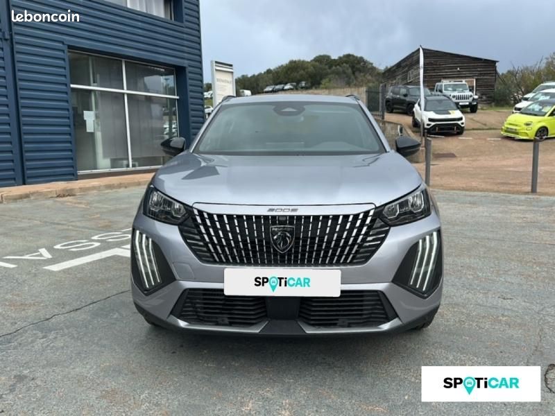 Peugeot 2008 1.2 Hybrid 145ch Allure e-DCS6 (image 2)