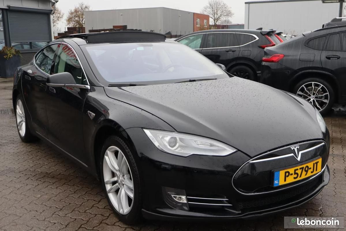 Tesla Model S P85 Signature Performance | 421 ch 85 kWh Toit Panoramique Suspension Pneumatique C... (image 10)
