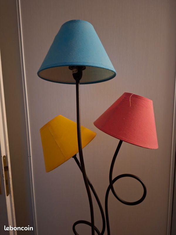 Luminaire sur pieds (image 2)