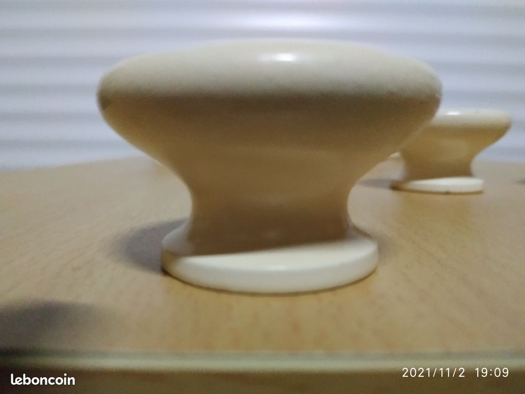 Boutons de portes ronds en bois (image 4)