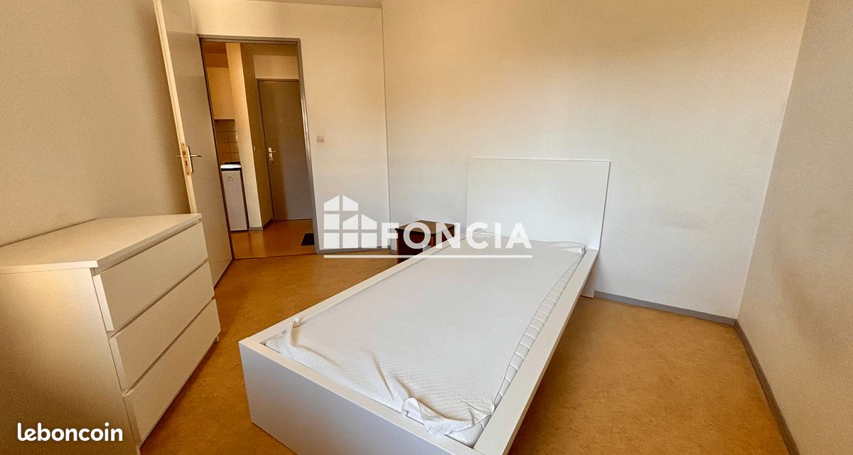 Apartment (image 3)
